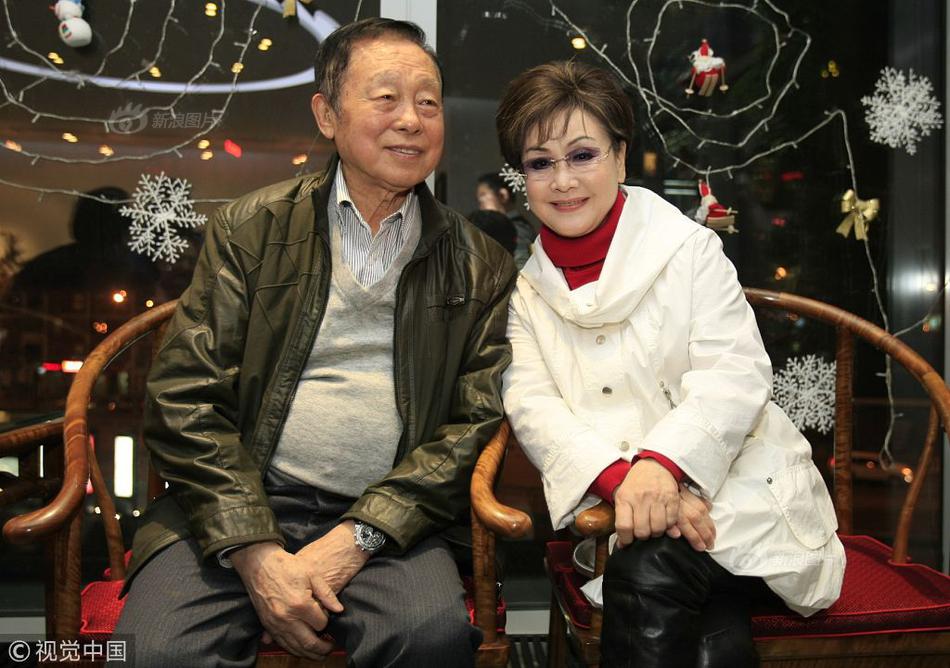 墨西哥男子挖隧道监视前妻 被发现时已丢半条命_CN2两地三中心