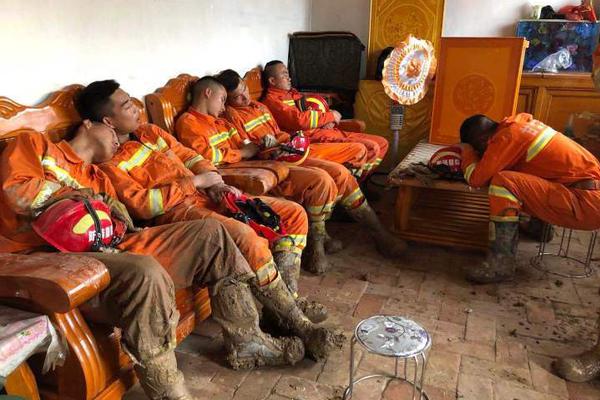 绝地求生冠军联赛春季赛_移动CN2服务器