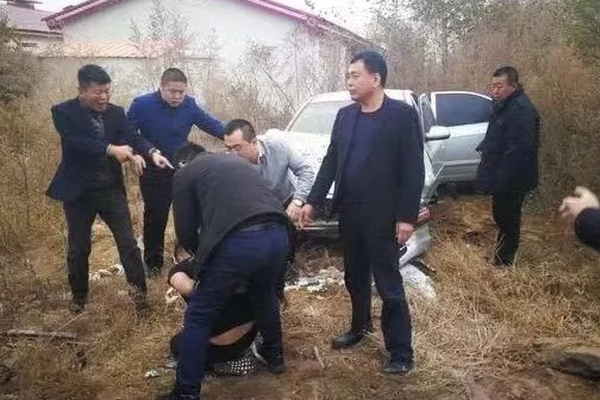 .XYZ域名是否需要备案_CN2服务器直连回国