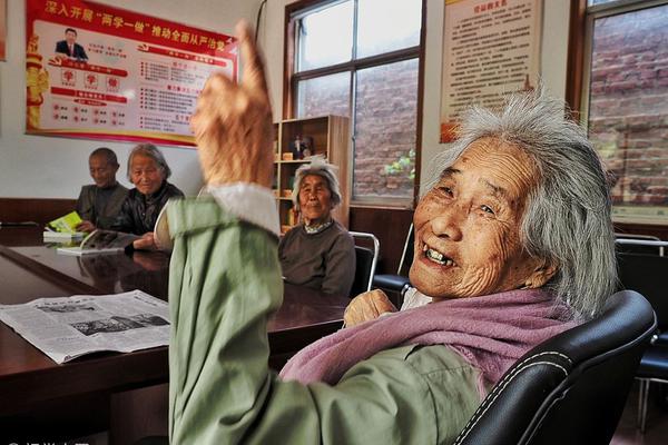 特斯拉自燃背后 电动车暴露出了哪些问题？_容器云服务器
