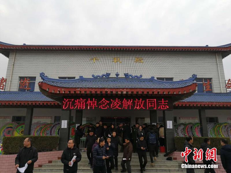 黄子韬需要10个10位表盒_连锁店云电脑