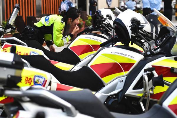 索尼申请VR电竞观战专利_挂机宝雷电模拟器