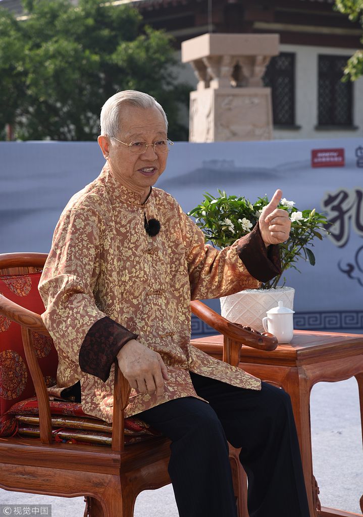 吴奇隆当爸微博报喜:母子平安