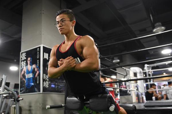 她是全世界最著名的第三者：耻辱当然不是奖牌，但它应是一场革命