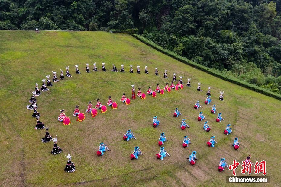 程鹤麟：世界都猜不透英国人的心_挂机宝价格