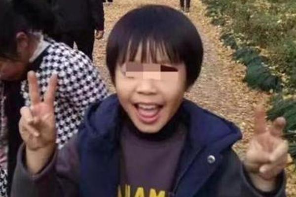 抖骚型男音乐节撩妹指南