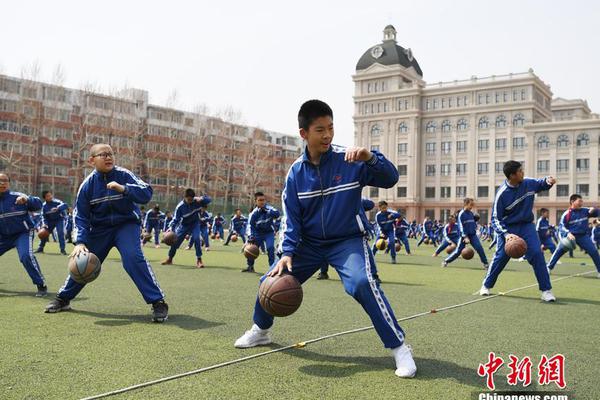 王健林:大连足球必重返亚洲一流 正建专业足球场_CN2服务器带宽