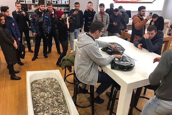 唐嫣江疏影都爱穿的“心跳裙” 有什么诱惑力？