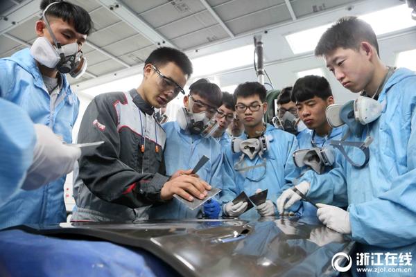 悲剧！土超球队遭遇车祸 数人受伤一人不幸遇难_9929游戏服务器