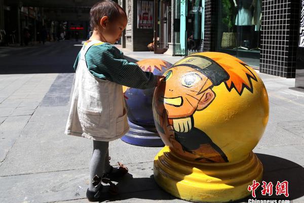 女车主买新车一个月撞了7次 都怪教练没教到位_云主机