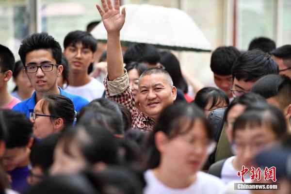女子怀疑男友出轨 在其内裤蹭辣椒酱泄愤_CN2 GT服务器价格