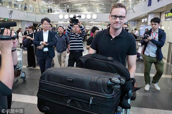 的哥拒绝打表反怼乘客 别人都理解怎么你不行_9929小程序后端