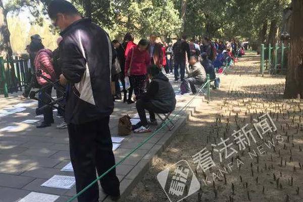 墨西哥男子挖隧道监视前妻 被发现时已丢半条命_9929云主机