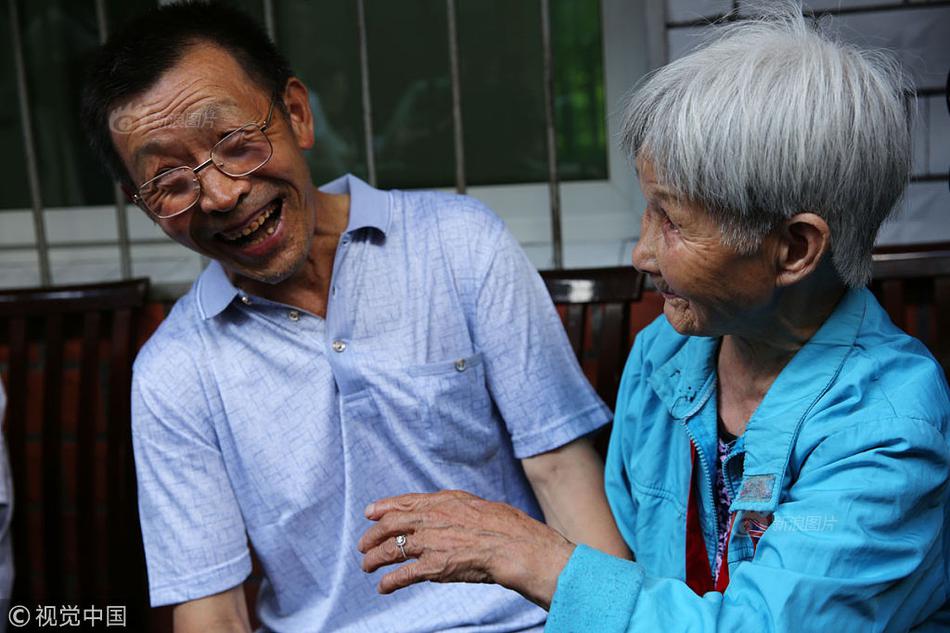 企鹅蛋为何不结冰？帝企鹅爸爸已经进化成