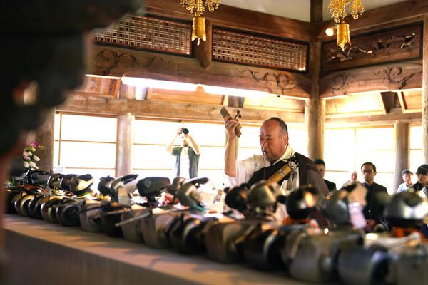 忘关水龙头 家里成冰柜_挂机宝页游挂机