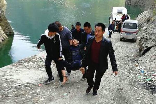 《萧十一郎》演员现状，吴奇隆升级当爹，马雅舒新剧开机_国内云服务器提供商