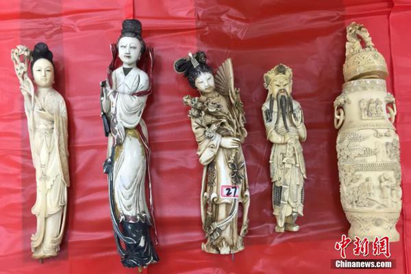 韩寒谈与吴京沈腾一起反盗版:我们是受害者联盟