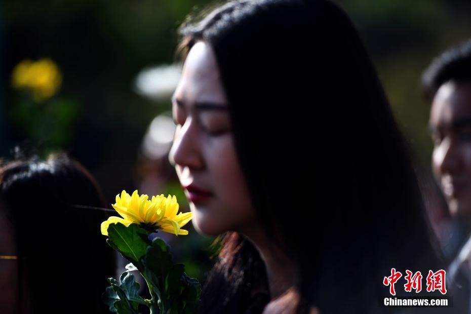 哈登赛后谈论判罚:我只是想得到一个公平的机会_9929金融交易