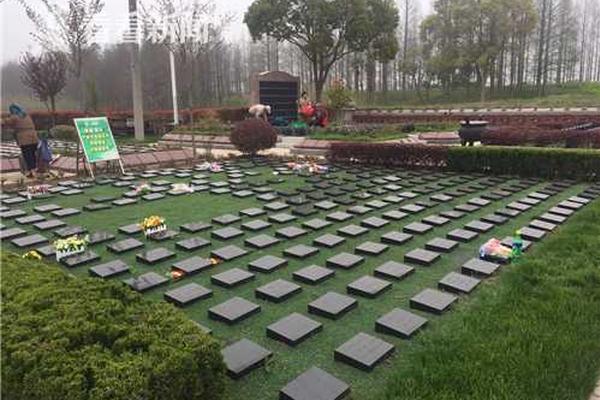 美国纳斯卡再现灾难性事故 “最漫长翻车”座驾损毁严重_9929访问稳定