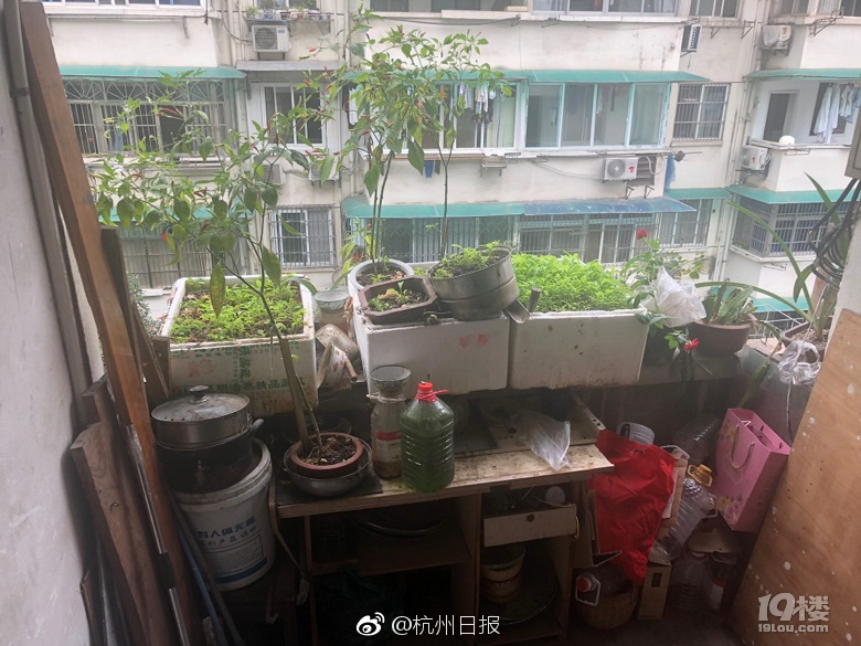 A域名怎么跳转到B域名_9929独享物理机