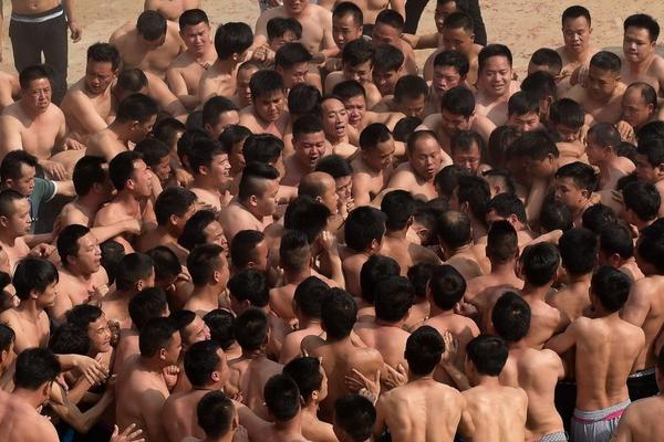 为啥都在夸这没到7分的英超片