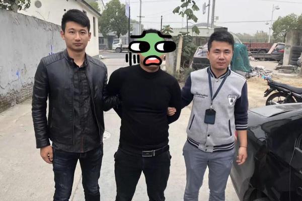 中国银行公告：陈四清辞任董事长等职务