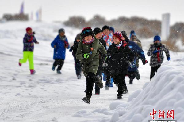 2019年的时候，有一部神剧，叫《权力的游戏》_9929 vs CN2