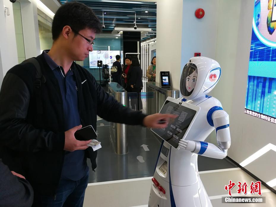 《追龙2》梁家辉古天乐双雄_挂机宝价格