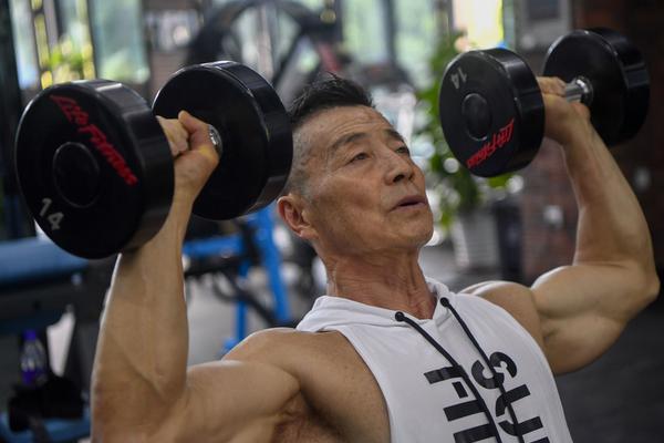 黄子韬需要10个10位表盒