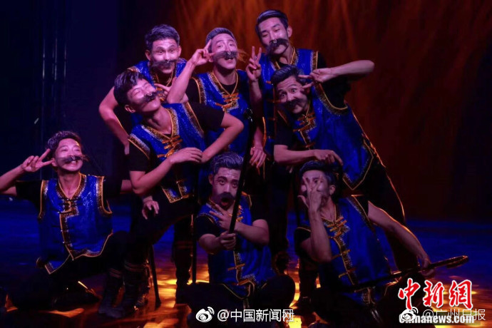 海军节登上俄罗斯护卫舰:女兵颜值不输电影明星_挂机宝雷电模拟器