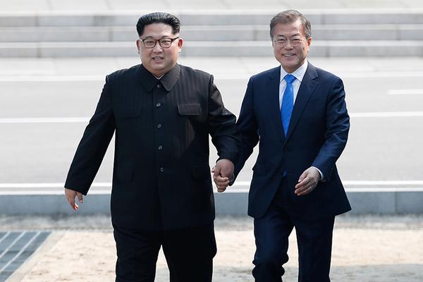 墙面裂缝、掉皮、发霉怎么办_挂机宝批发