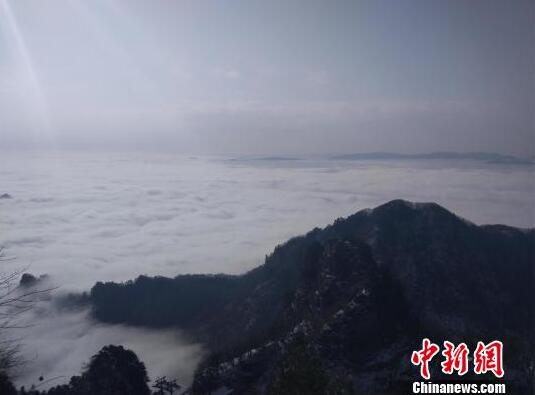 美军舰通过台湾海峡 外交部:已向美方表达关切_云电脑对比