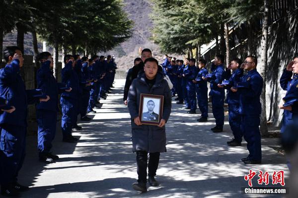 媒体谈德仁天皇:23岁首次洗衣服让宿舍"水漫金山"_香港云服务器公司