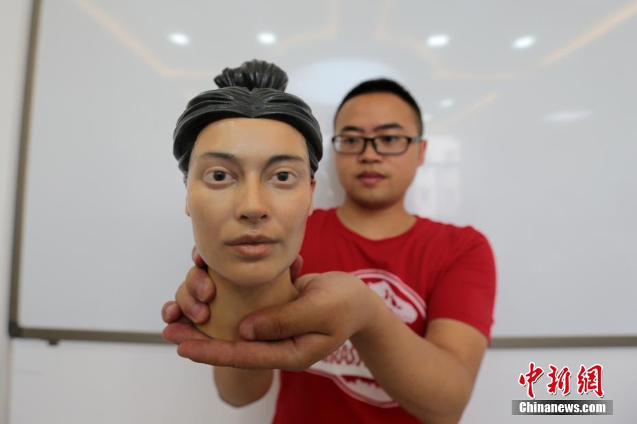 爱可以不用说出来，这三大生肖用行动来表达_9929 vs CN2