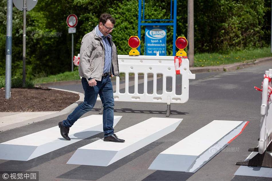 域名过期后，若被他人利用传播违法内容，应该如何处理？_电信CN2服务器