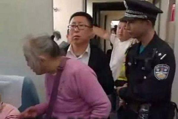 摄影师镜头下的北京，刚柔并济，恬淡悠远_云电脑零信任
