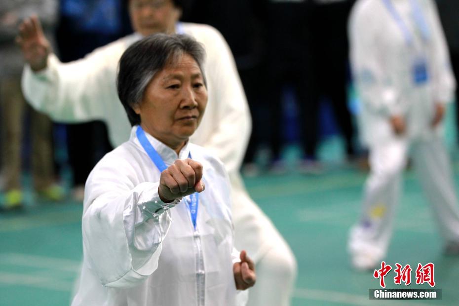 白山市长:时代给我们留了难题_CN2小程序后端