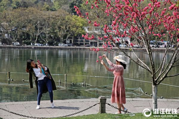 妻子：买超否认因吃醋而求婚