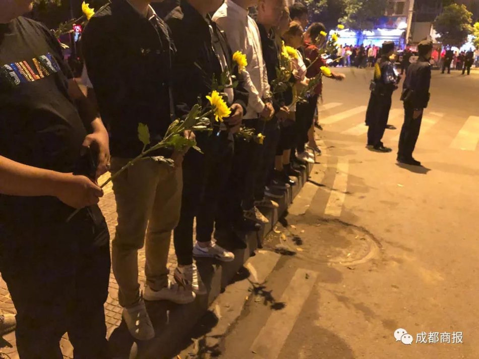 吴怀尧：明星作家榜首富是他