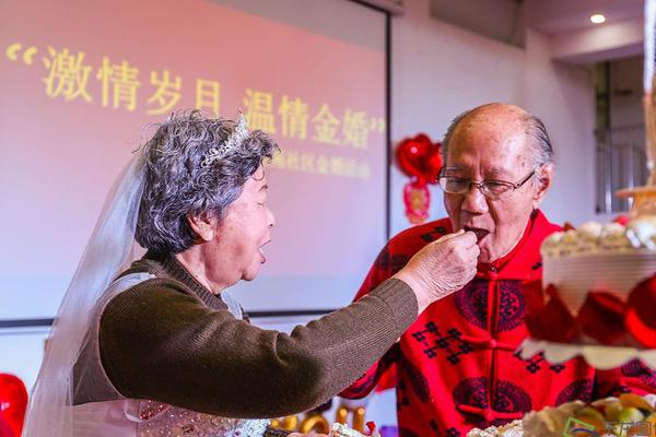 浓妆艳抹的曹丕为何会打败素颜的曹植?_云安卓模拟器