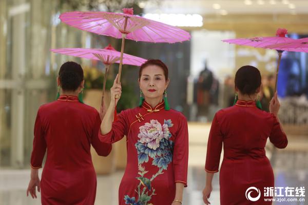 盘点北京排队去吃的川菜馆子!10碗米饭都挡不住!_挂机宝客服