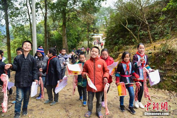 努比亚红魔3装进风扇体验咋样_LXC挂机宝