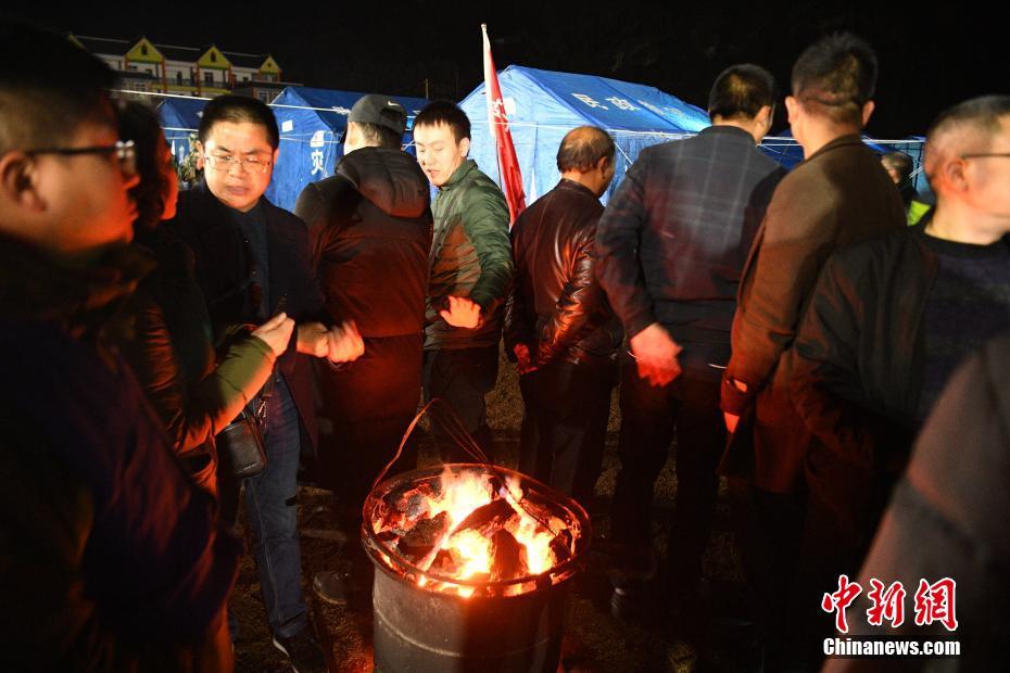 人民币中间价下调3点 报6.7310_云服务器竞价实例