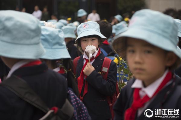 A股五月行情预判 机构称谨慎看待结构性调整_挂机宝挂机器人