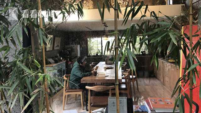 公交点钞员每天清点1100多个钱袋 硬币纸币一个个数_国内有哪些云服务器的提供商