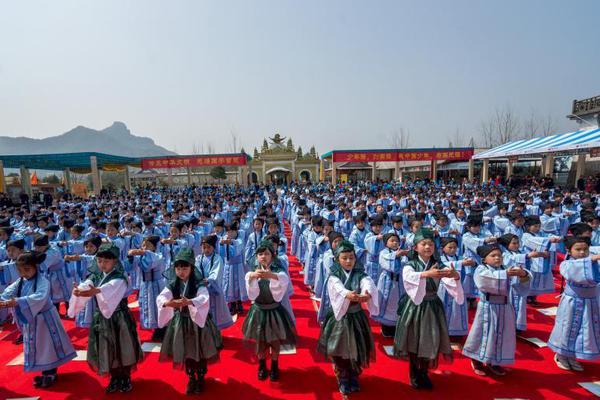 WEB服务器的性能该怎么评估_云电脑断网重连