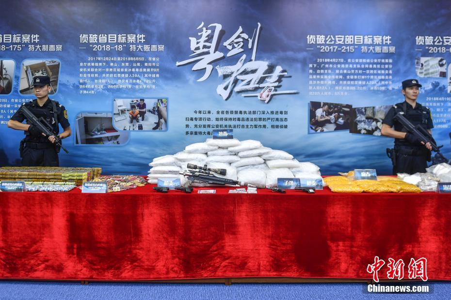 曼联切尔西史诗级菜鸡互啄！两边看了都想骂人