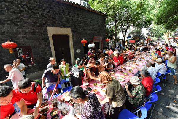 上海民校为何受家长“热捧”？_云电脑统一运维