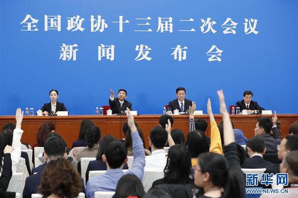 曾经两胜梅西的MVP 如今曼联高薪的罪魁祸首