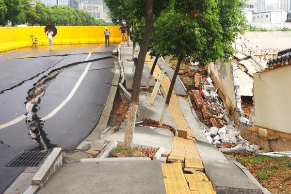 魔域“太和”四季 域你共享_块存储